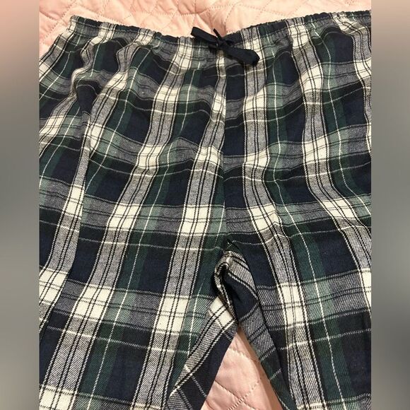 NWOT Pajama bottoms - Picture 8 of 9